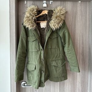 Aritzia Sunday Best Coat Parka